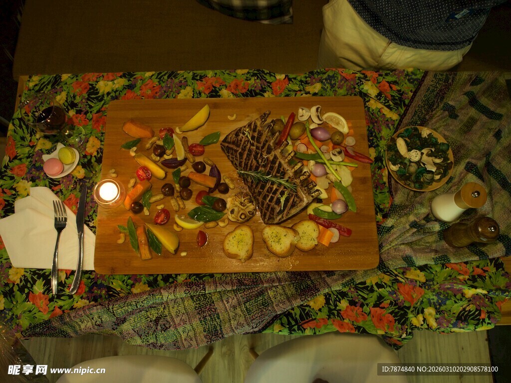 户外野餐美食布置