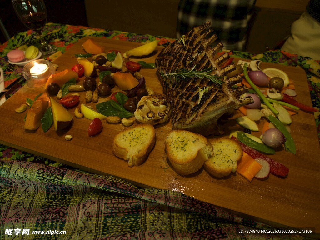 美味拼盘 开启舌尖盛宴