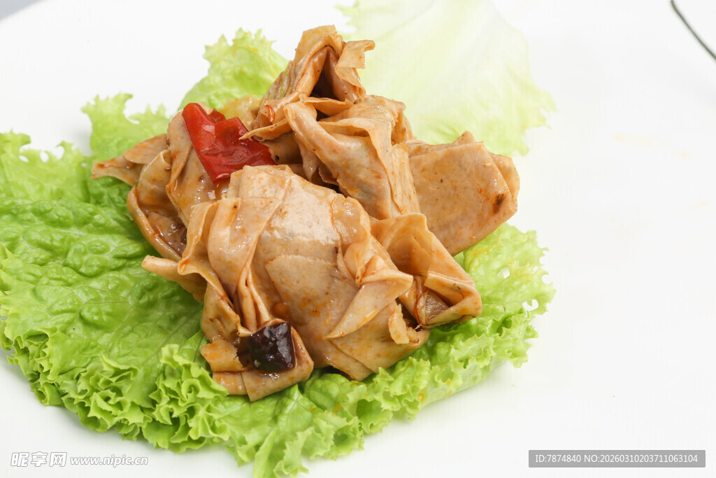 凉拌猪肚丝配新鲜生菜