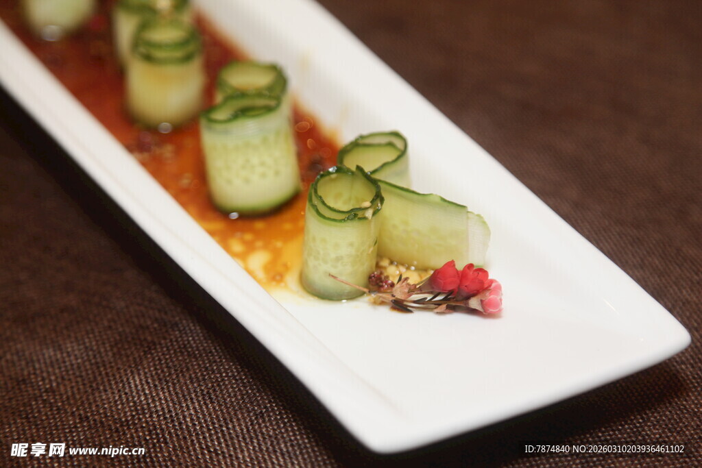 精致黄瓜摆盘美食
