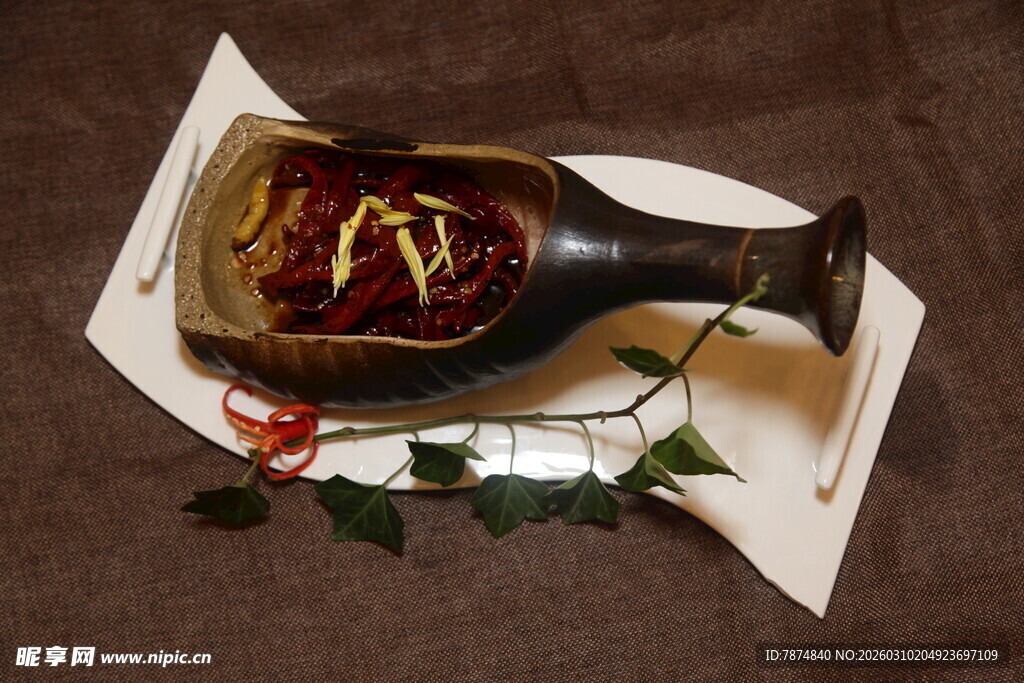 中式精美瓶中装饰摆件