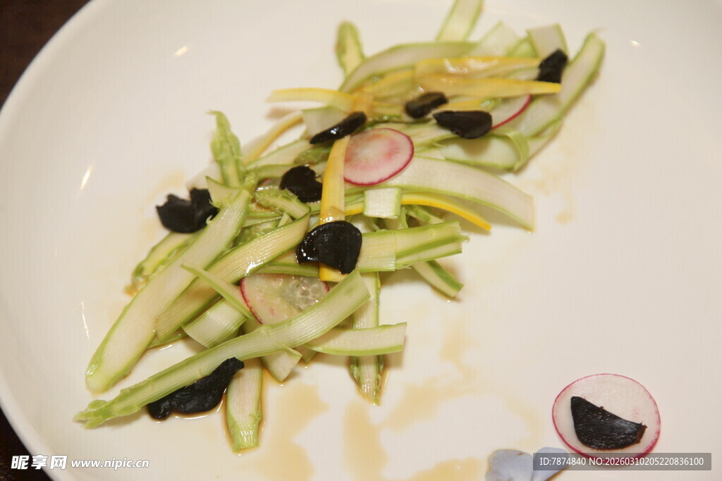 精致凉拌时蔬拼盘