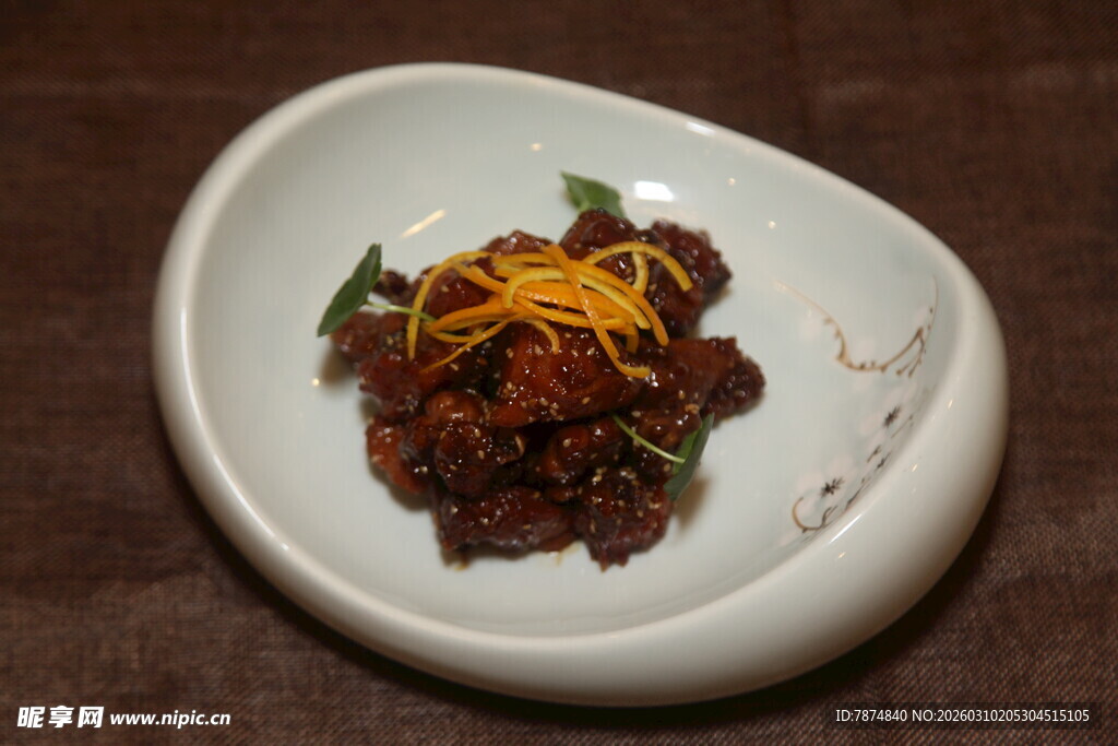 美味橙香牛肉料理