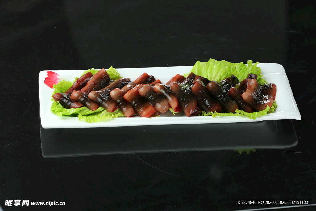 美味田螺摆盘精致