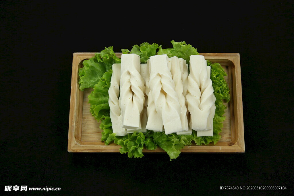 木盘生菜卷豆腐皮