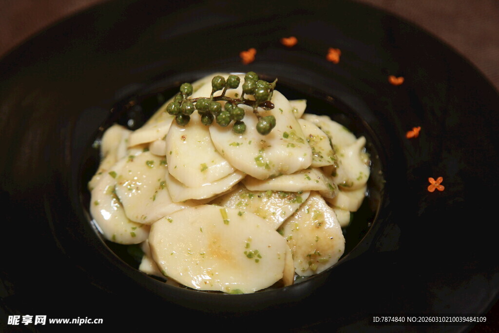 奶油蘑菇土豆片美食