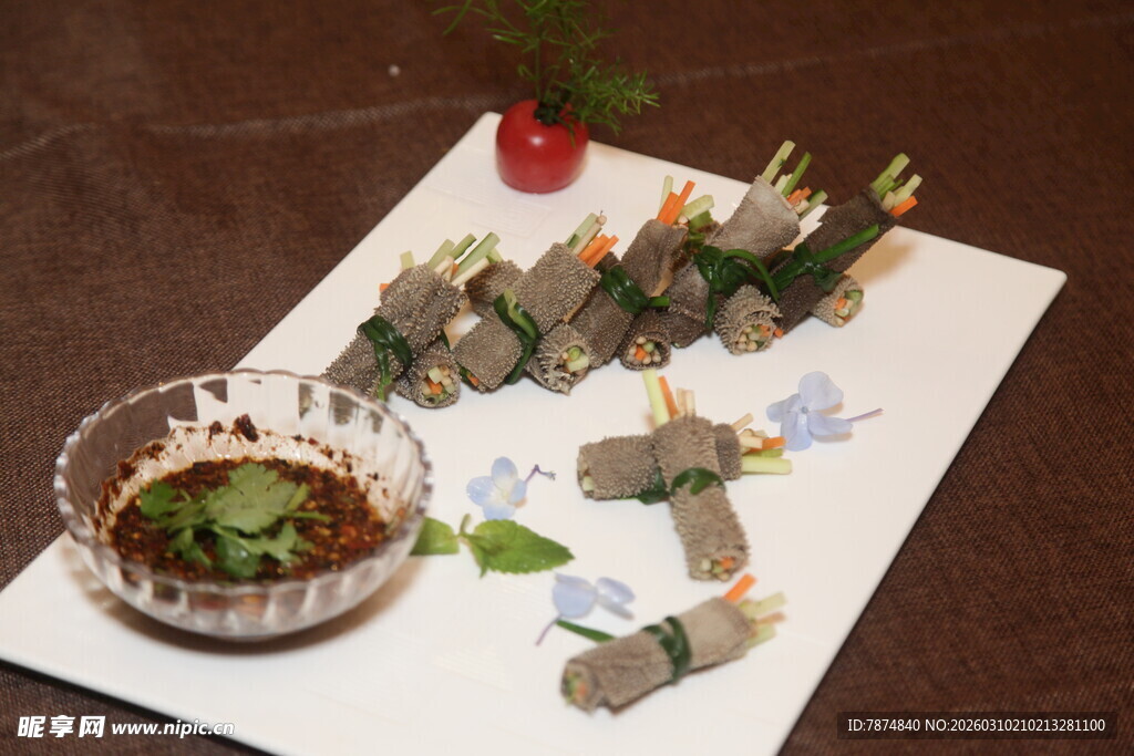 精致寿司拼盘美食展示