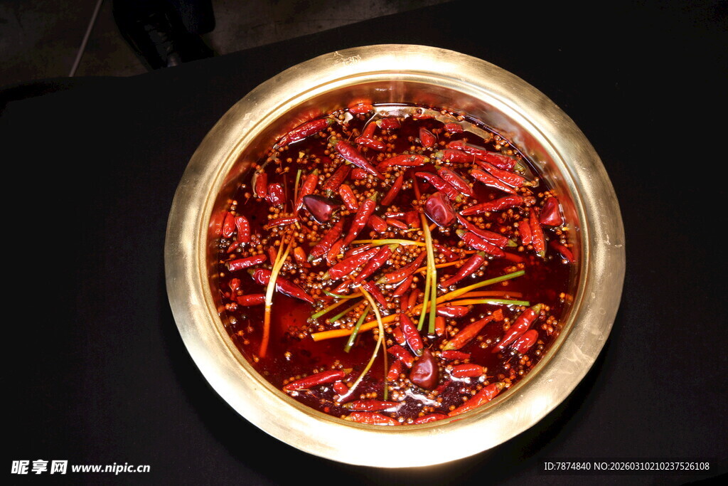 香辣红汤火锅底料