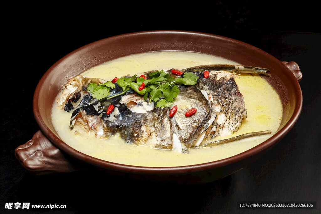 美味砂锅鱼头煲