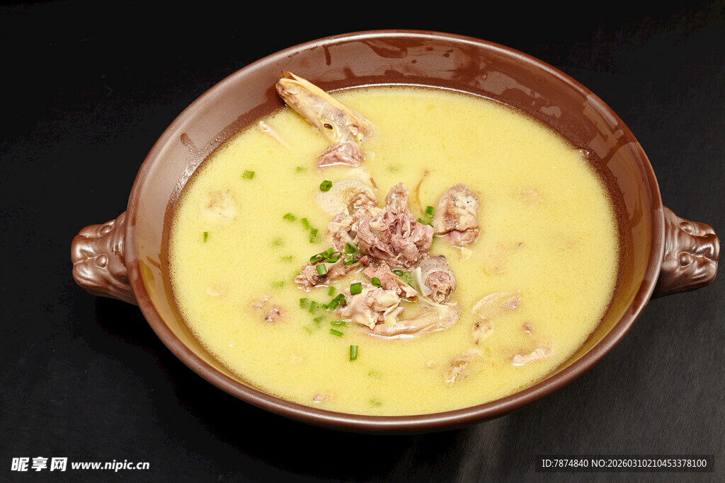 香浓金汤配美味食材