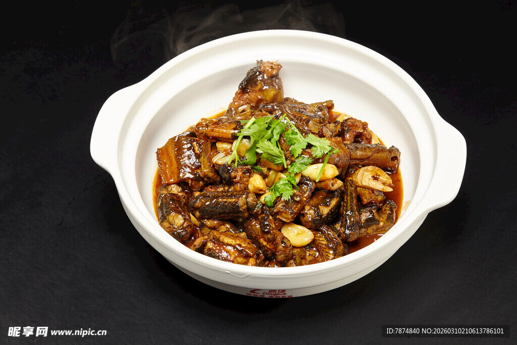 砂锅牛肉煲 鲜香诱人