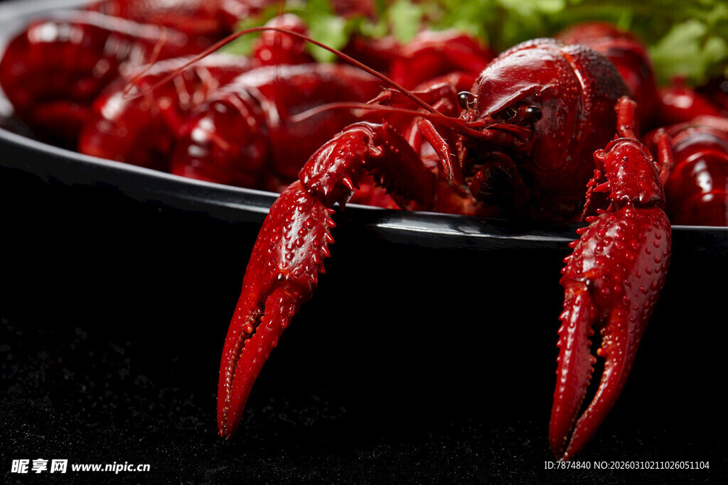 美味小龙虾 色泽诱人