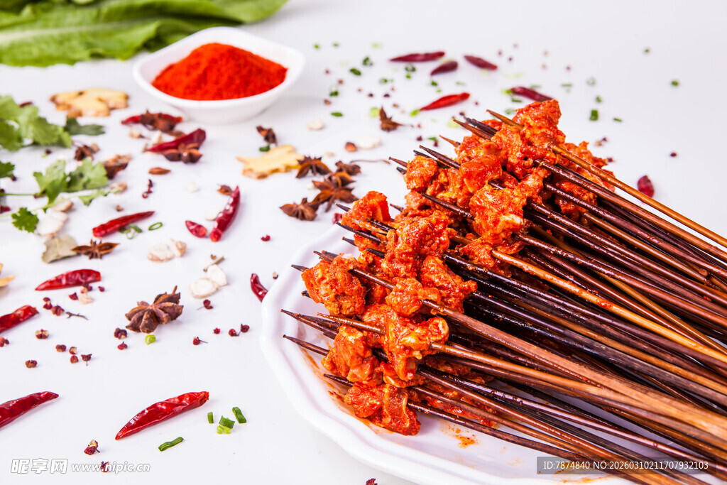 美味串串香 调料相伴