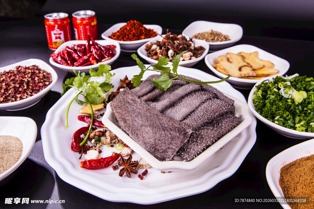 火锅食材拼盘展示