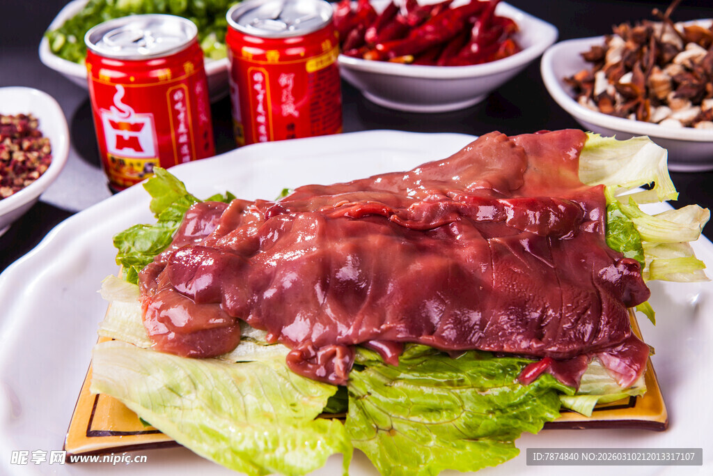 新鲜生牛肉片及火锅食材