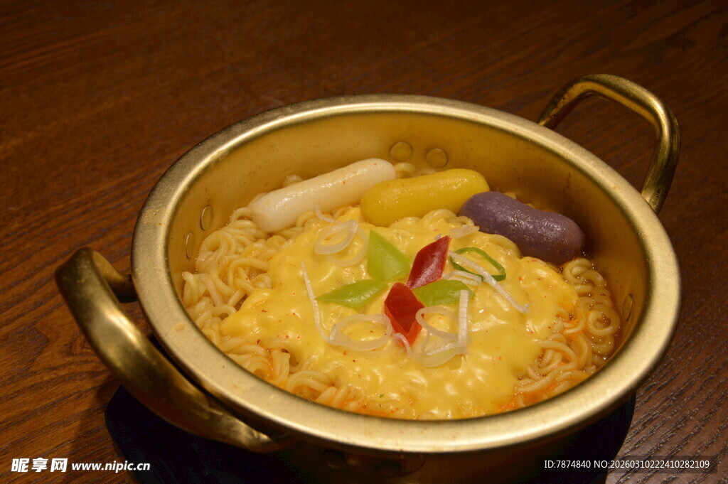 美味金汤煲仔饭