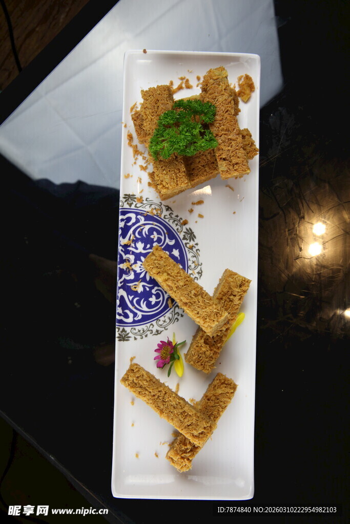 精致中式炸物摆盘