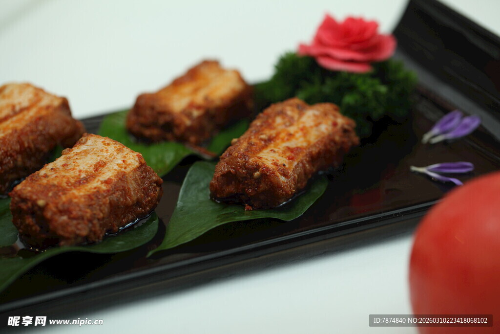 美味炸物摆盘精致