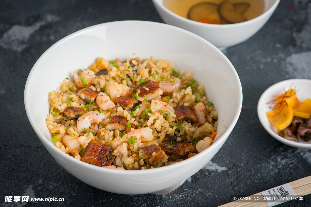 美味意面配多彩食材