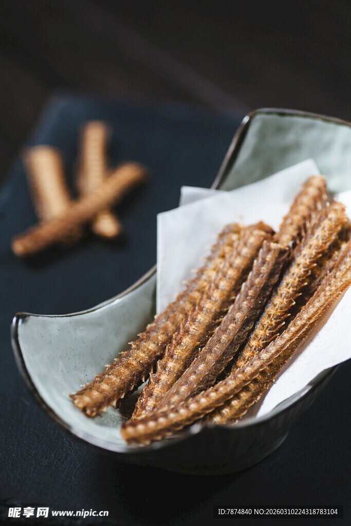 碗中美味竹节形零食