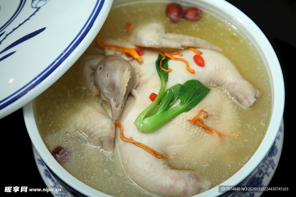 滋补鸡汤