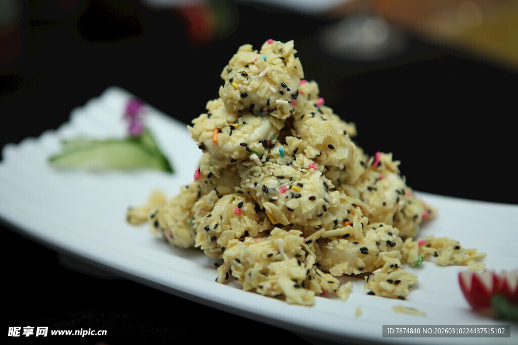 美味鸡蛋沙拉摆盘