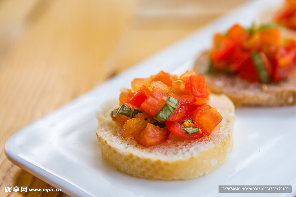 番茄香草面包小吃