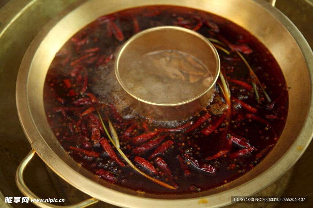 麻辣鲜香的特色火锅锅底