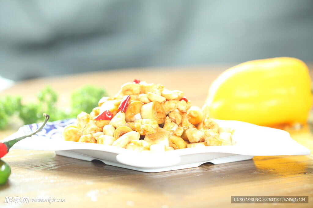 美味虾仁炒饭 清新摆盘