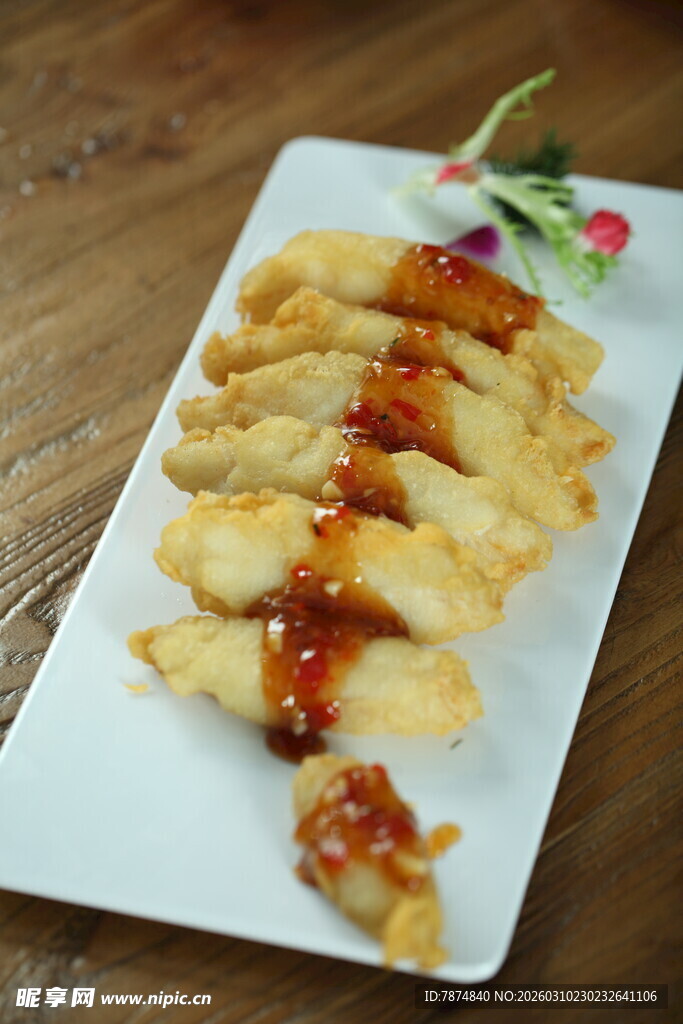 香酥酱汁炸鱼块
