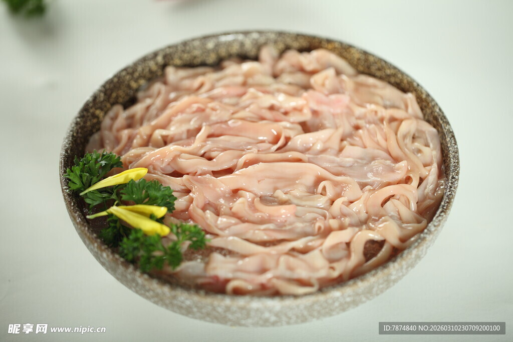 碗装鲜鸭肠 佐以清新配菜