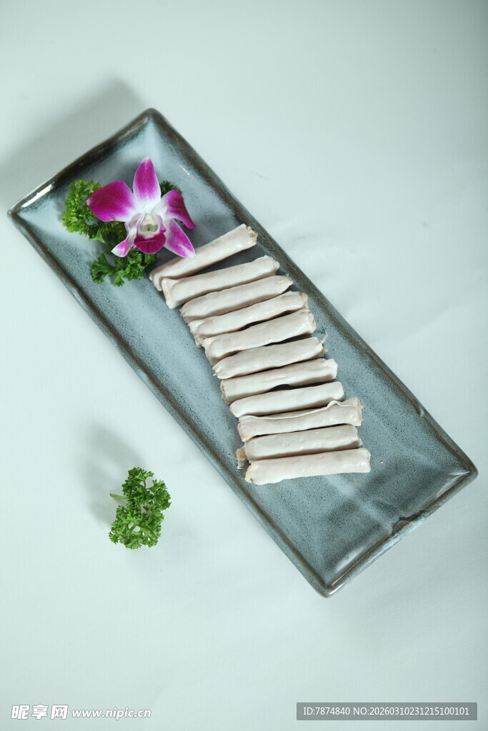 中式餐具摆盘 素雅之美