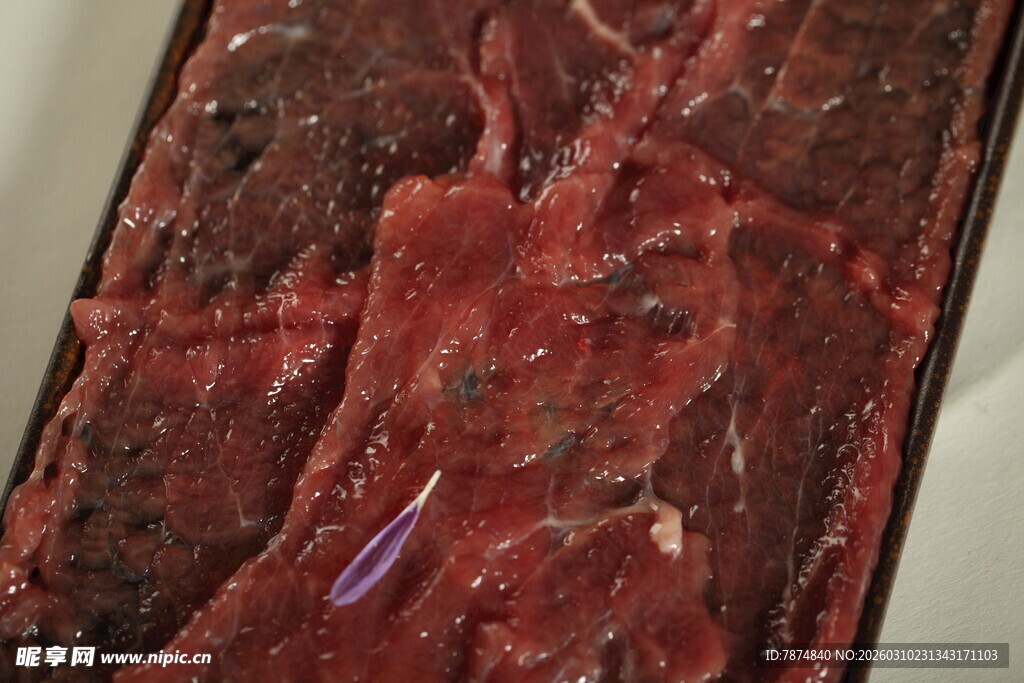 新鲜生牛肉纹理特写