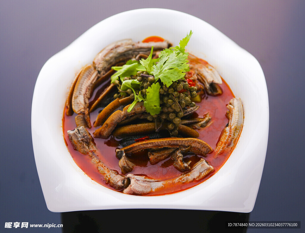 香辣美味炒鳝丝