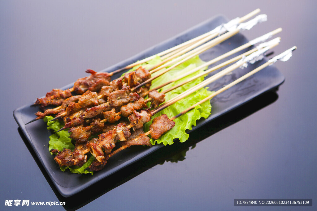 美味烤肉串 鲜嫩诱人