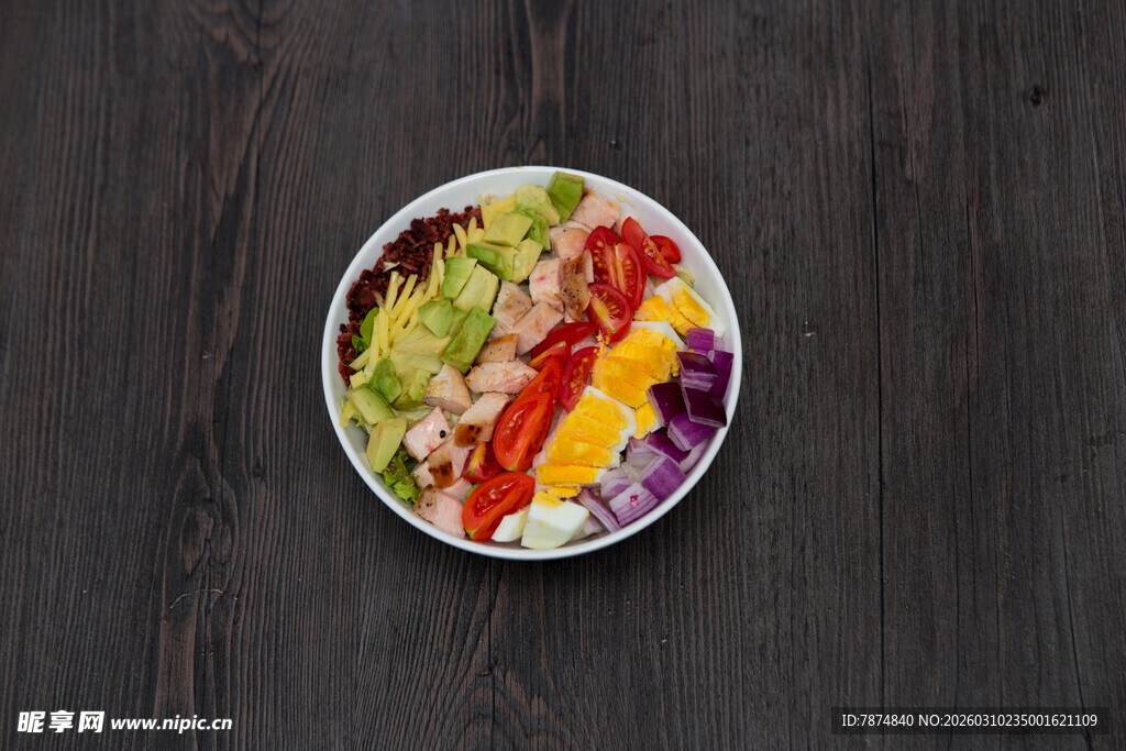 多彩蔬菜鸡肉沙拉拼盘