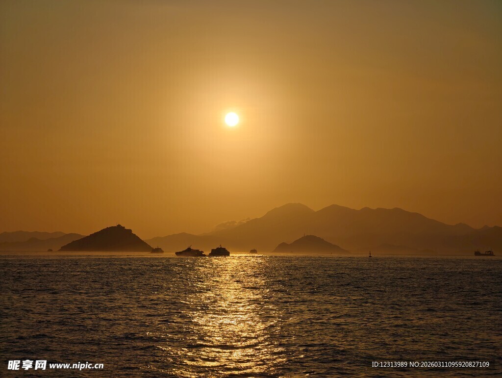 海上落日美景