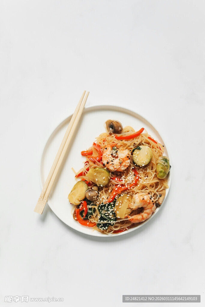 美味虾仁蔬菜拼盘