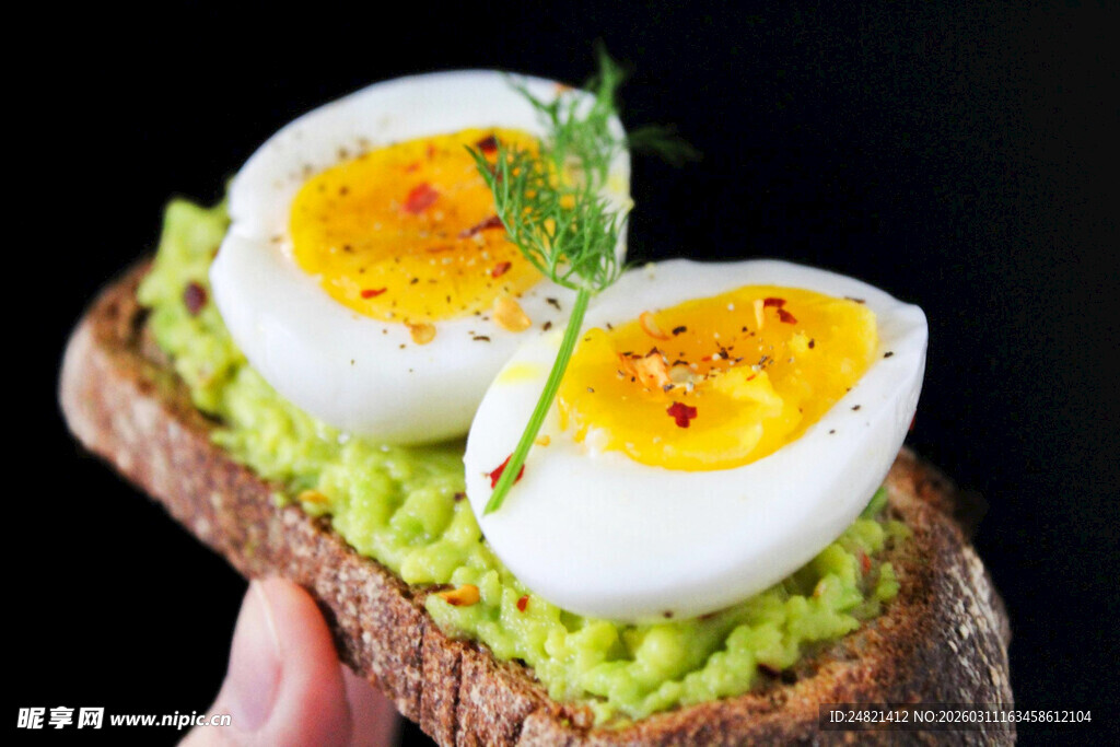 牛油果鸡蛋三明治特写
