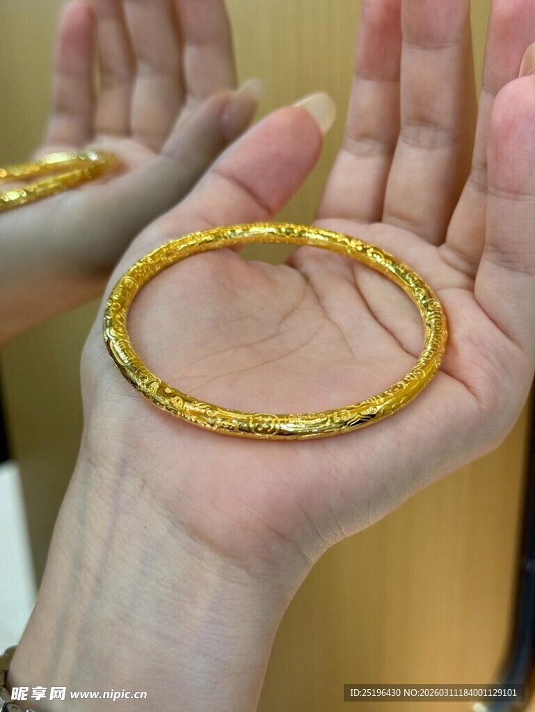 金银饰品手工打金银加工金手镯