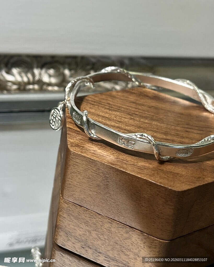 金银饰品手工打金银加工银手镯