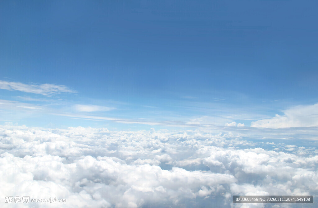 高空云海蓝天美景
