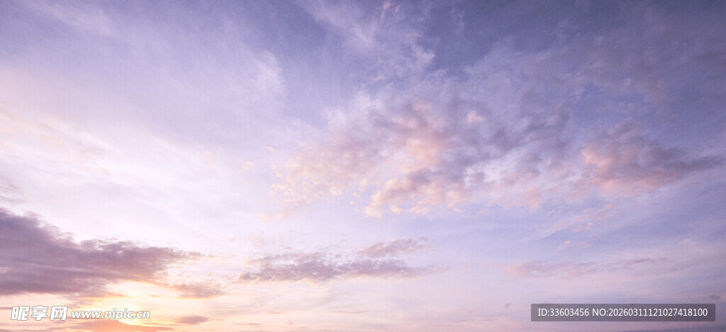 日落时分的梦幻天空