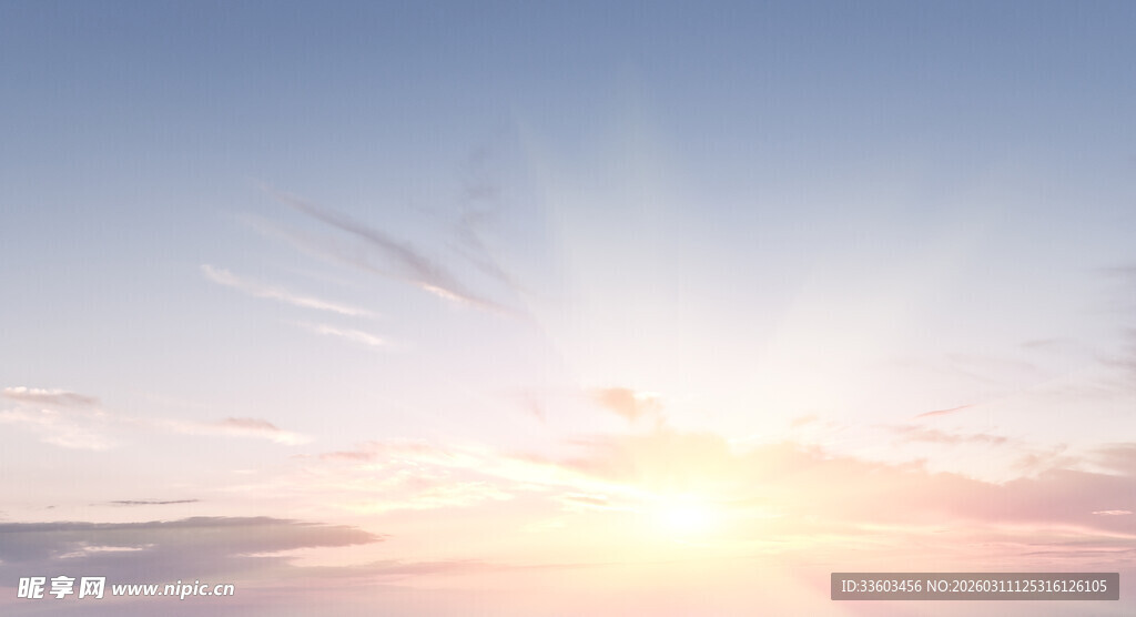 日出时分的美丽天空