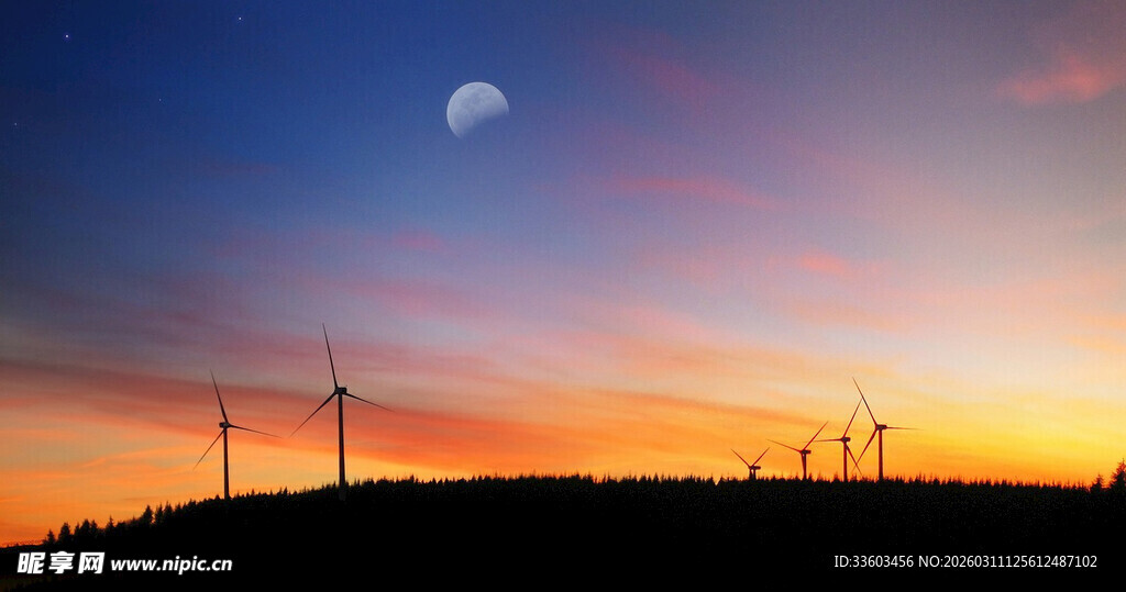 日落时分的风力发电场景