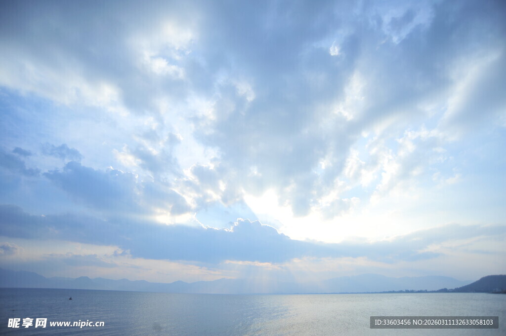 海上天空美景