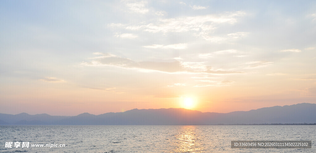 海上日出美景