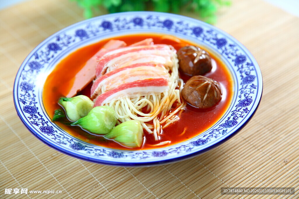 美味日式叉烧拉面