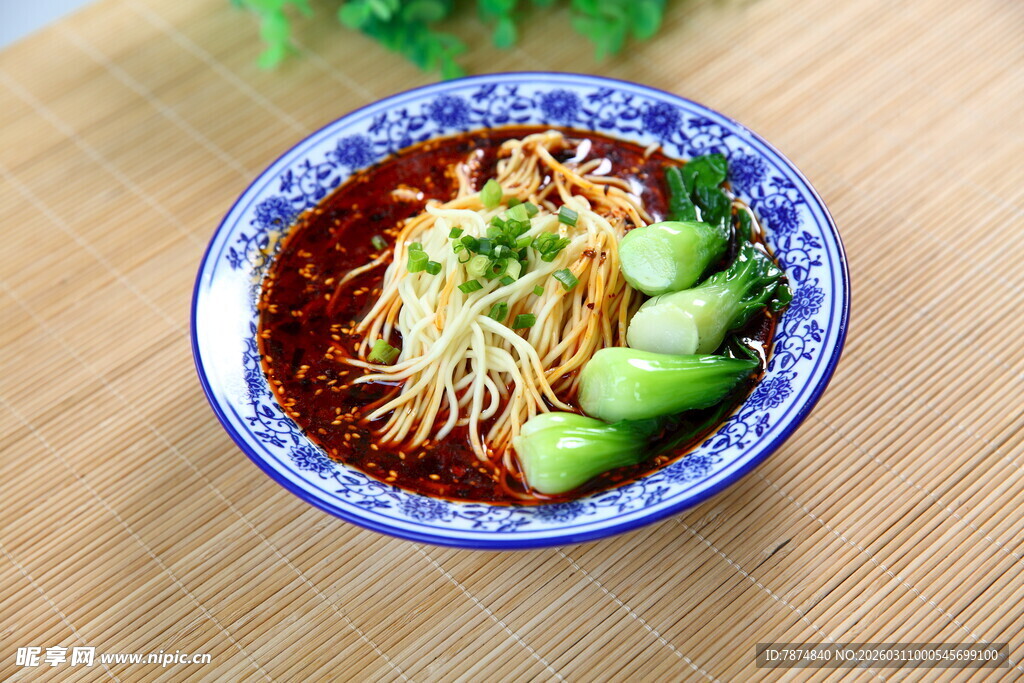 美味红油凉面 清爽可口