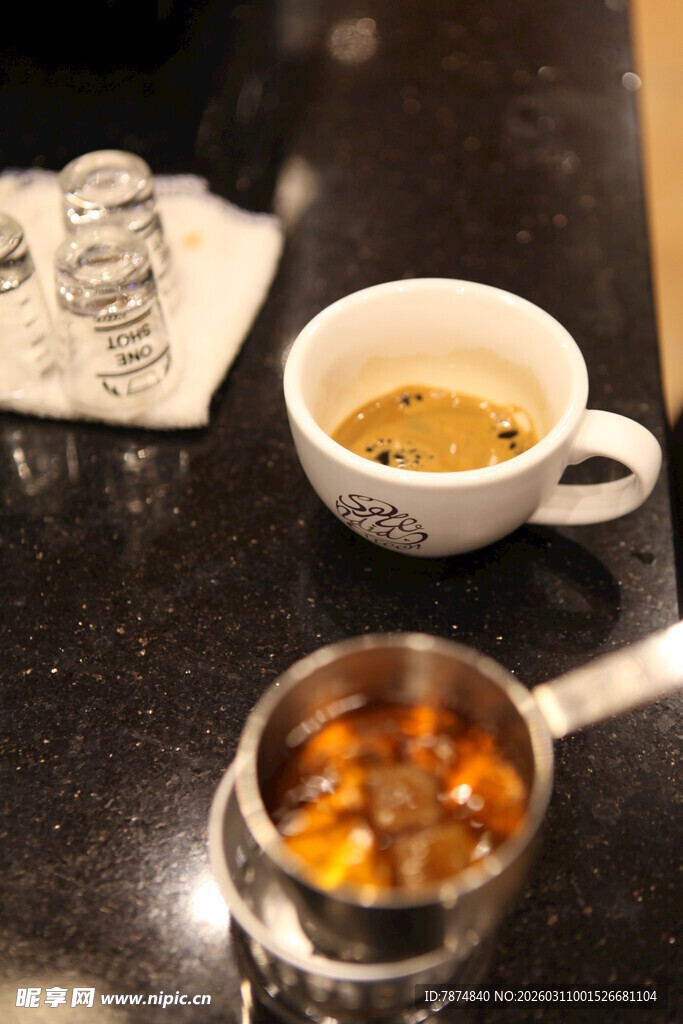 咖啡制作场景与器具